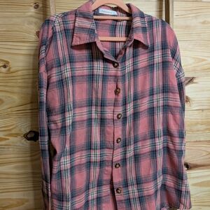 Fantaslook Pink Plaid Button-Up Shirt